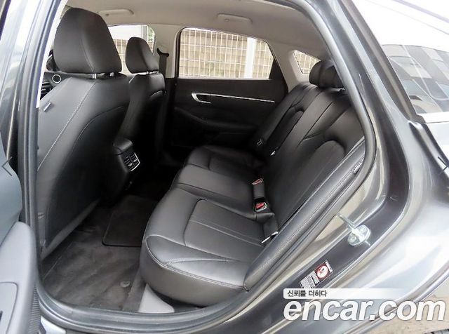 Hyundai Sonata 2022 — photo 6