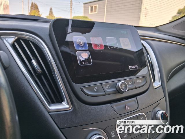 Chevrolet Korea Malibu 2018 — photo 11