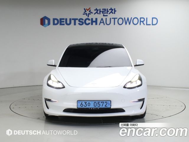 Tesla Model 3 2022 — photo 3