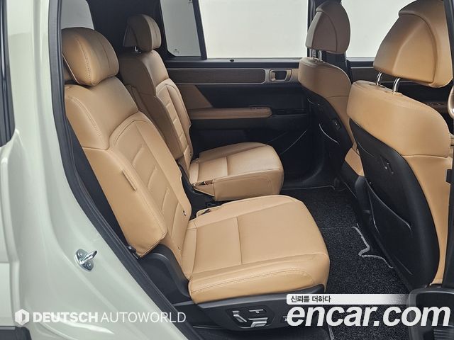 Hyundai Santafe 2025 — photo 12