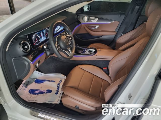 Mercedes-Benz E-Class 2019 — photo 5
