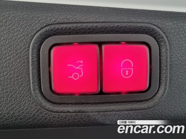 Mercedes-Benz E-Class 2019 — photo 6