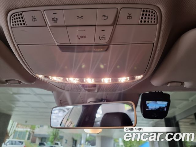 Mercedes-Benz E-Class 2019 — photo 8