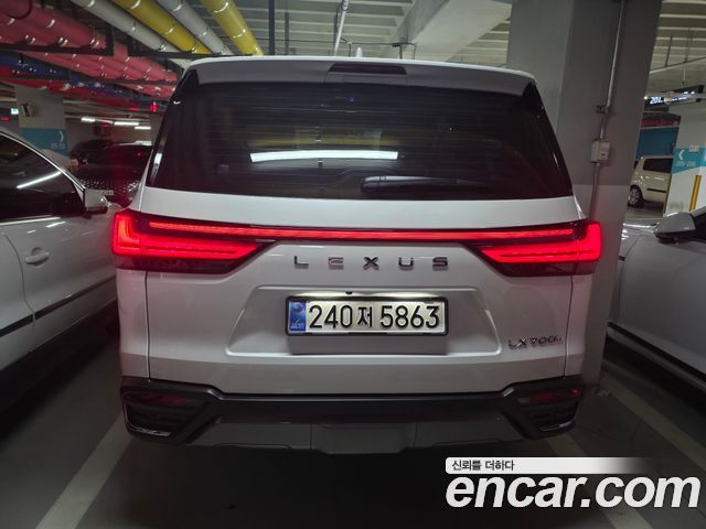 Lexus LX 2026 — photo 7