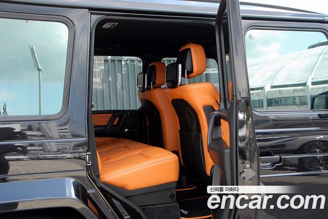 Mercedes-Benz G-Class 2017 — photo 14
