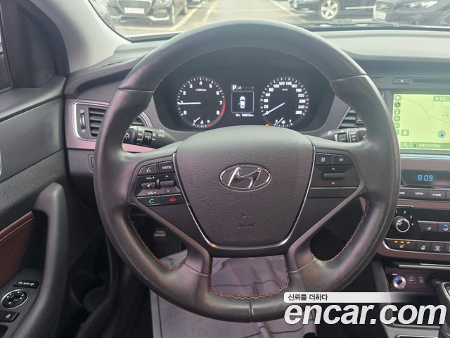 Hyundai Sonata 2017 — photo 12