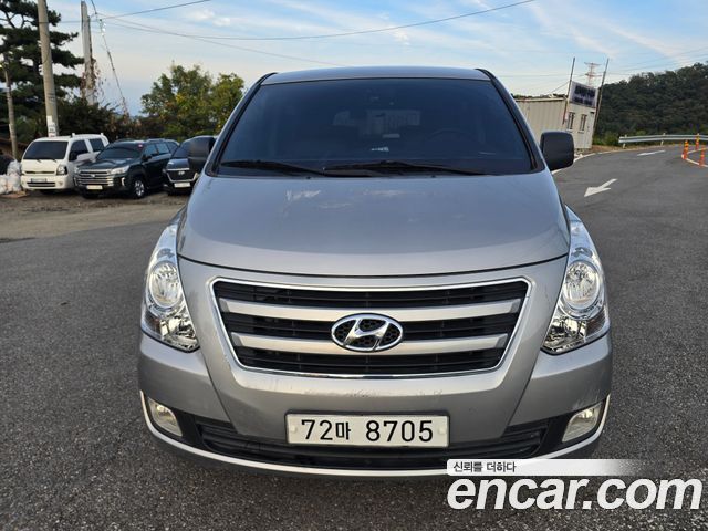Hyundai Starex 2016 — photo 2