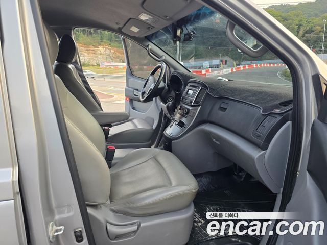 Hyundai Starex 2016 — photo 9