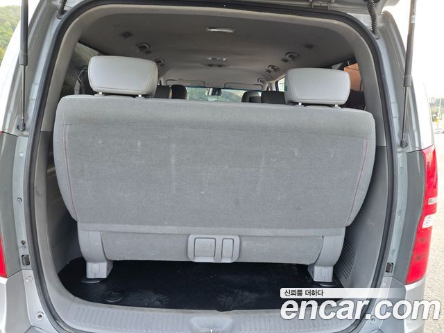 Hyundai Starex 2016 — photo 11