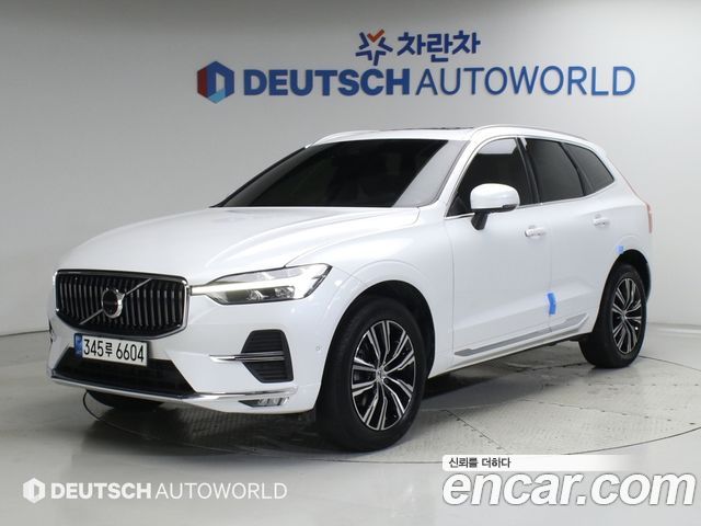 Volvo XC60 2022 — photo 1
