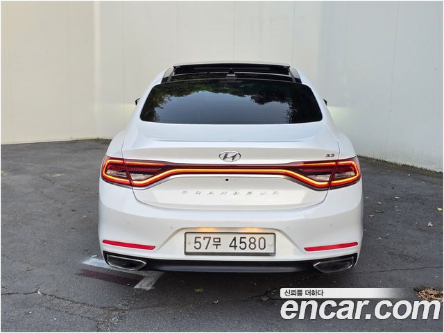 Hyundai Grandeur 2018 — photo 4