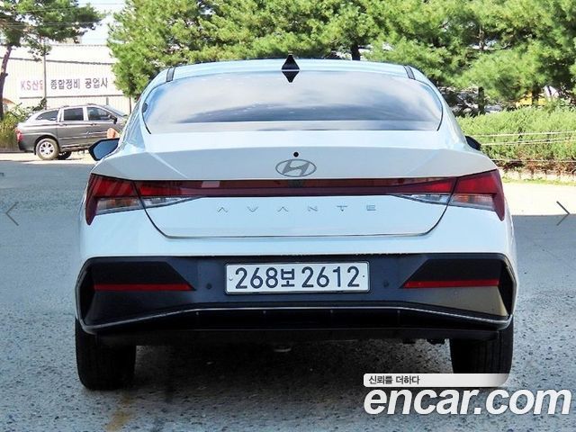 Hyundai AVANTE 2024 — photo 4