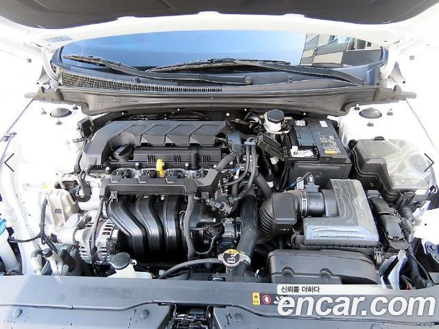 Hyundai AVANTE 2024 — photo 19