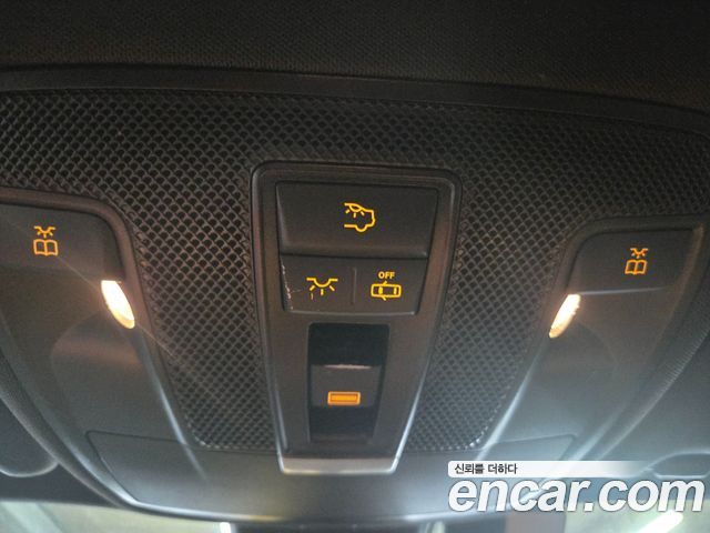 Mercedes-Benz B-Class 2016 — photo 11