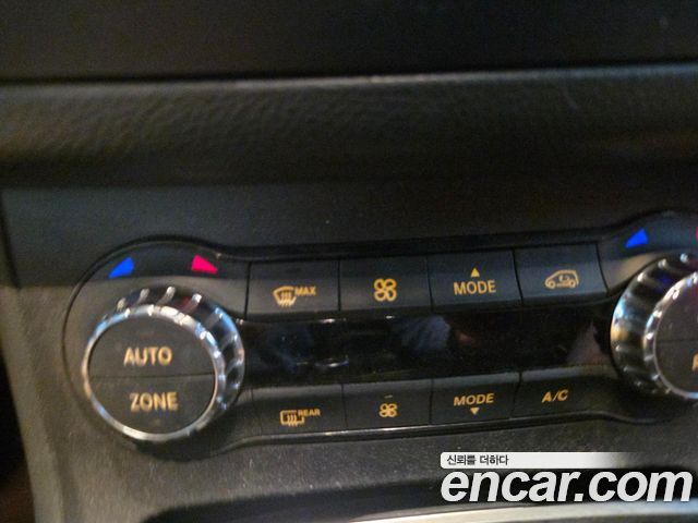 Mercedes-Benz B-Class 2016 — photo 14
