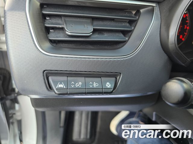 Renault Korea XM3 2022 — photo 14