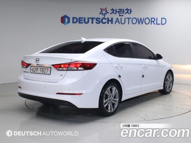 Hyundai AVANTE 2018 — photo 2