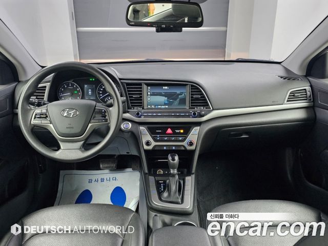 Hyundai AVANTE 2018 — photo 6