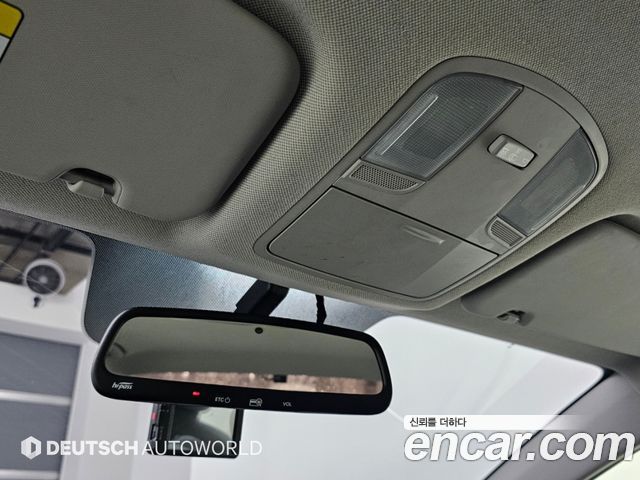 Hyundai AVANTE 2018 — photo 17