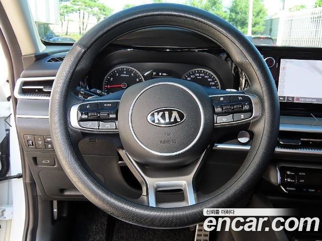 Kia K5 2020 — photo 8