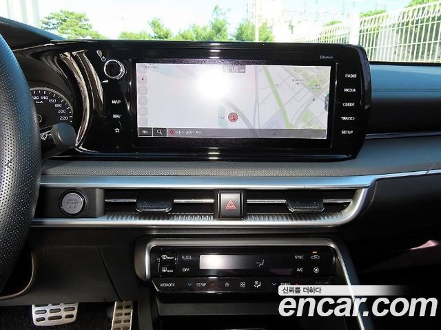 Kia K5 2020 — photo 13