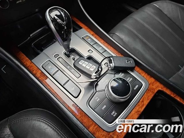Hyundai Equus 2012 — photo 8