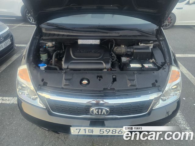 Kia Canival 2013 — photo 6