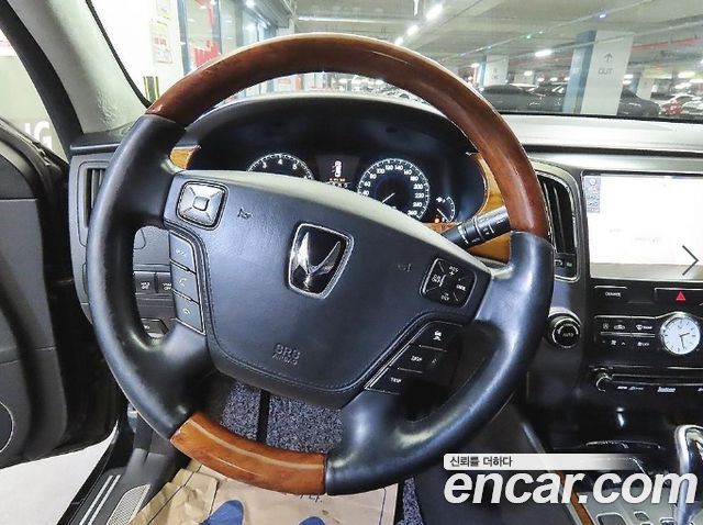 Hyundai Equus 2011 — photo 8