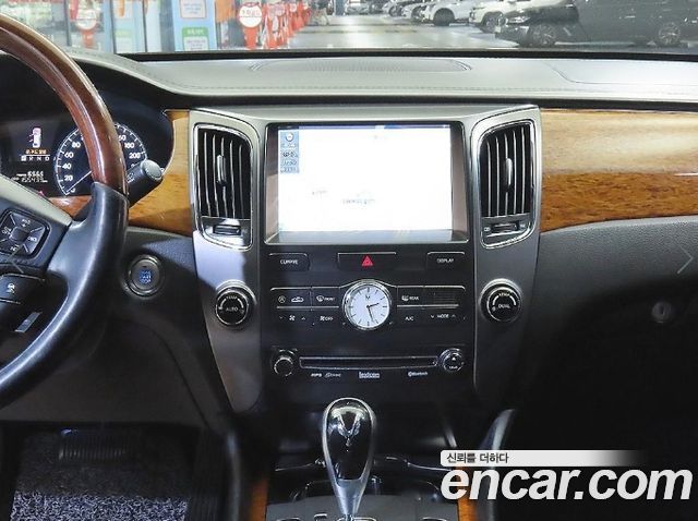 Hyundai Equus 2011 — photo 11