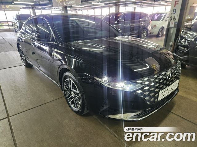 Hyundai Grandeur 2022 — photo 2