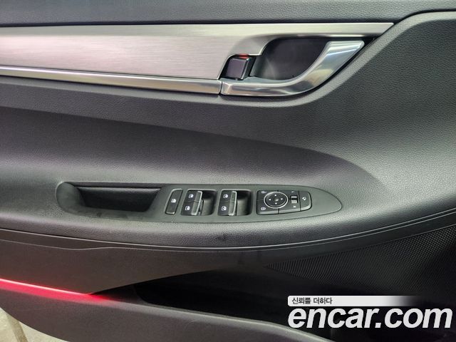 Hyundai Grandeur 2022 — photo 16