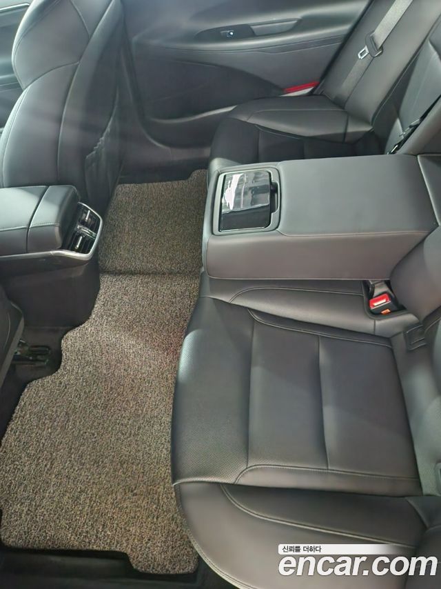 Hyundai Grandeur 2022 — photo 17