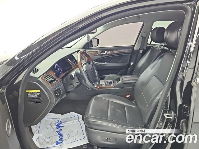 Hyundai Equus 2015 — photo 11