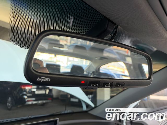 Hyundai Accent 2011 — photo 10