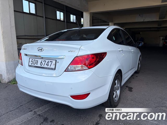 Hyundai Accent 2011 — photo 19