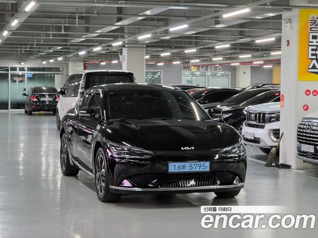 Kia EV6 2022 — photo 1