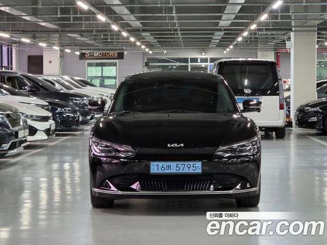 Kia EV6 2022 — photo 2