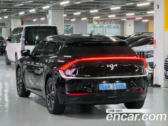Kia EV6 2022 — photo 6