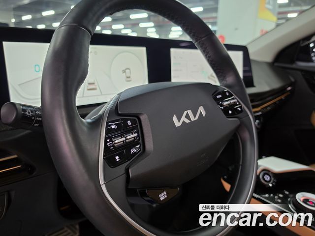 Kia EV6 2022 — photo 11