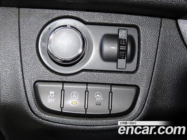 Chevrolet Korea Spark 2019 — photo 13