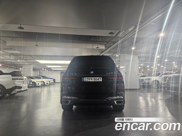 BMW X7 2025 — photo 4