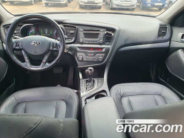 Kia K5 2013 — photo 18