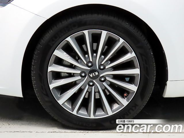 Kia K7 2018 — photo 5