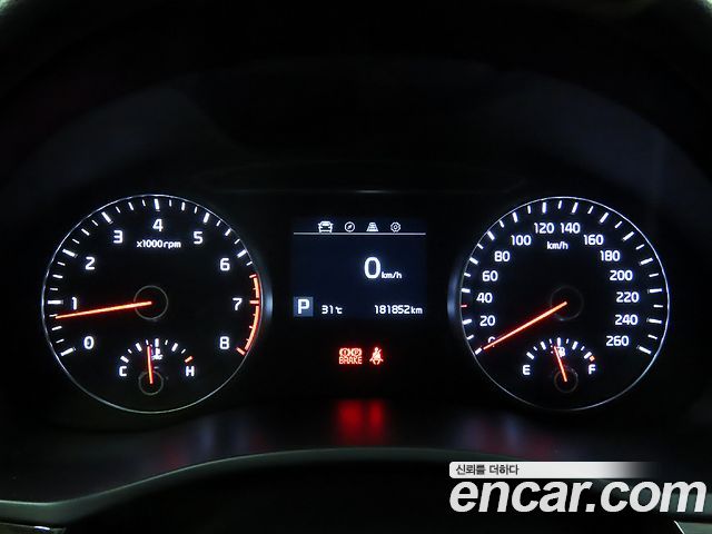 Kia K7 2018 — photo 8