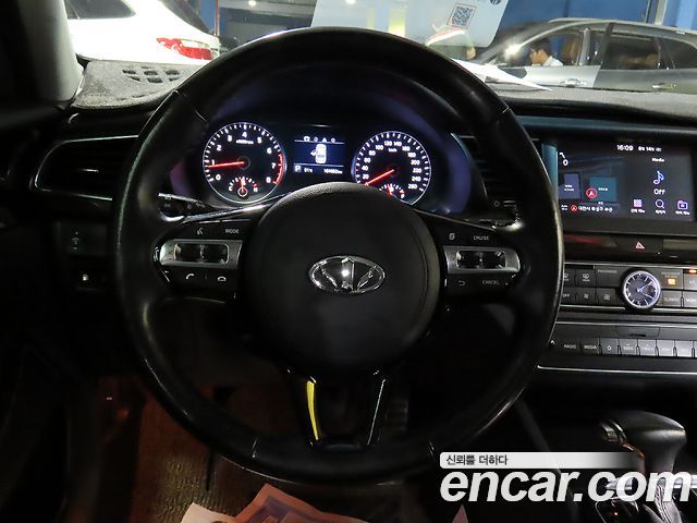 Kia K7 2018 — photo 14