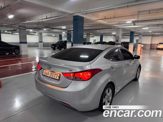 Hyundai AVANTE 2014 — photo 5