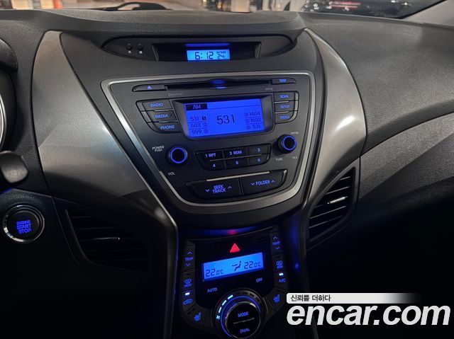 Hyundai AVANTE 2014 — photo 16