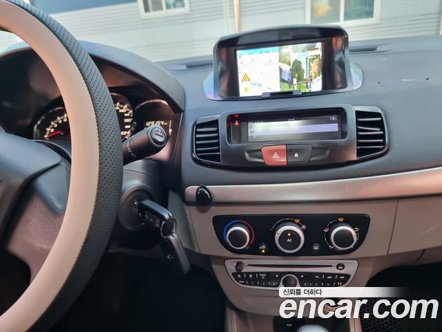 Renault Korea SM3 2011 — photo 17