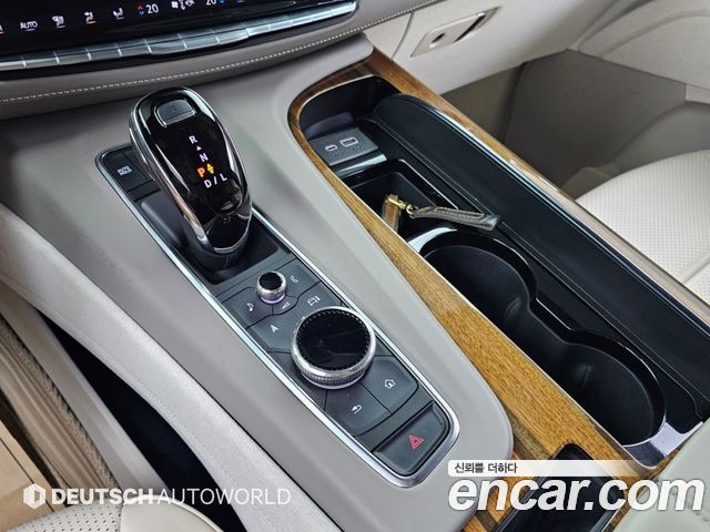 Cadillac Escalade 2021 — photo 9