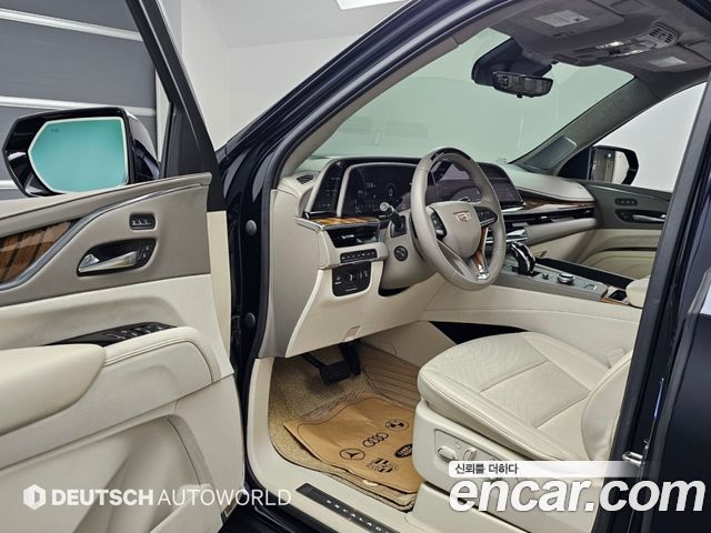 Cadillac Escalade 2021 — photo 11